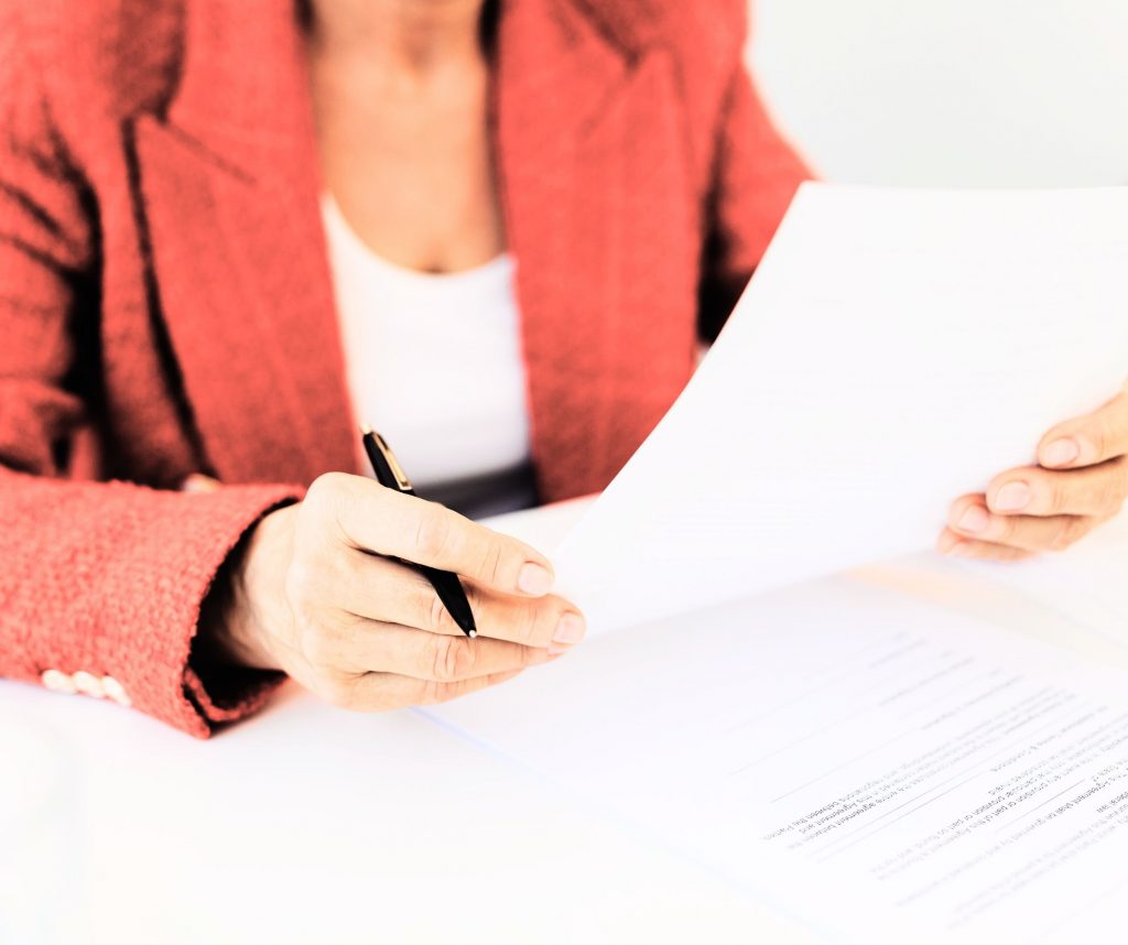 Bauvertrag prüfen lassen - Wann es sich für Bauherren wirklich lohnt kolu (10)